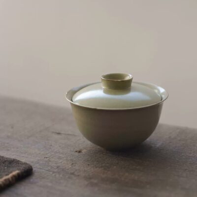 荷青盖碗