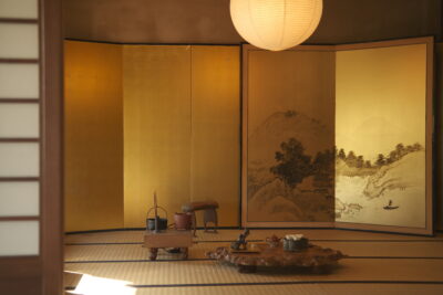日本中古 精品两折“山寺图”榻榻米金屏